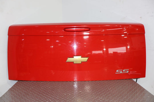 03-06 Chevy SSR Rear Tail Gate W/3rd Light (Redline Red 70U) No Inner Liner