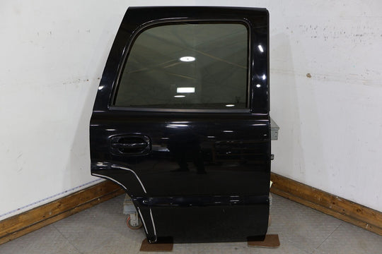 00-06 Chevy Tahoe GMC Yukon Rear Right RH Door W/ Glass (Black 41u) See Notes