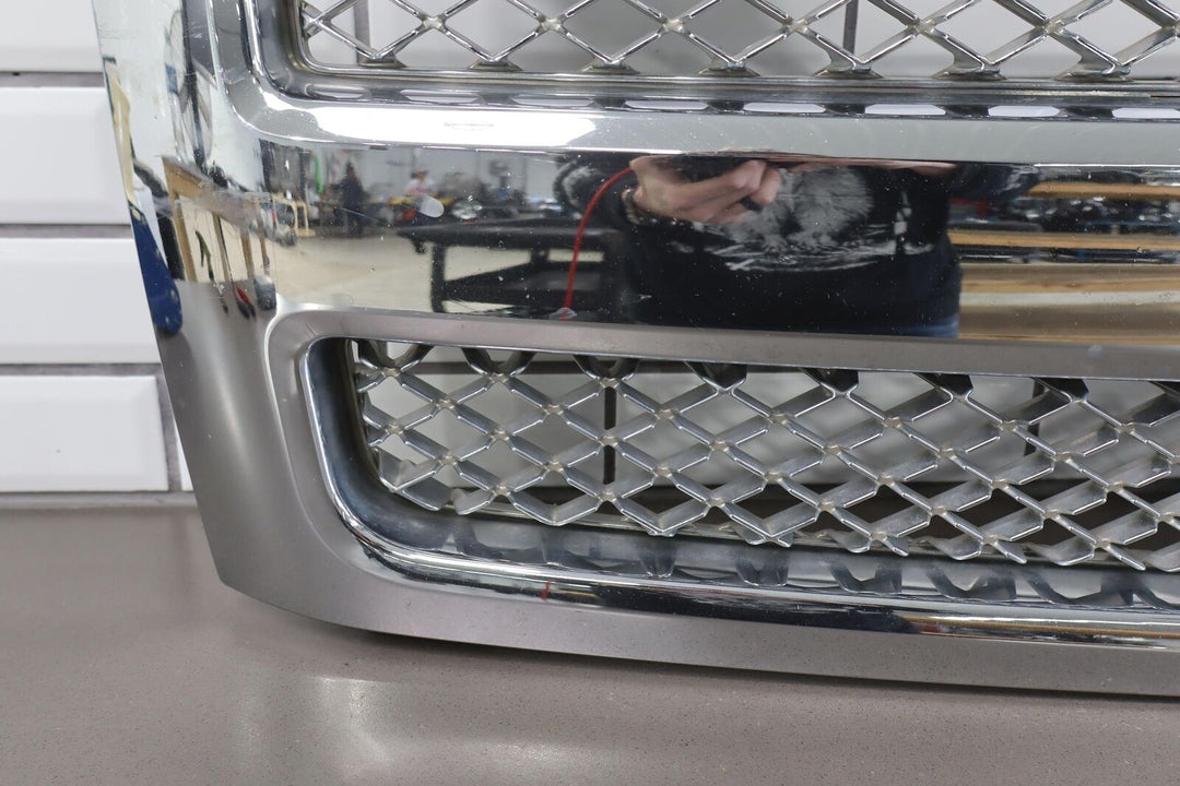 07-13 Chevy Silverado OEM Chrome Grille Assembly (See Photos)