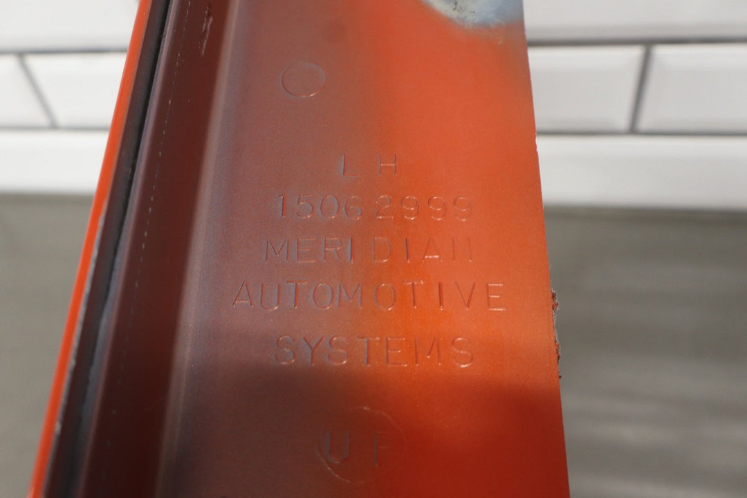 47283015