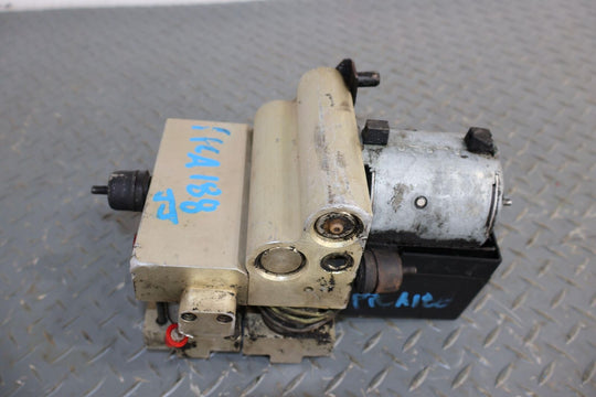 1993 Cadillac Allante ABS Anti-Lock Brake Pump Module (0265211003)