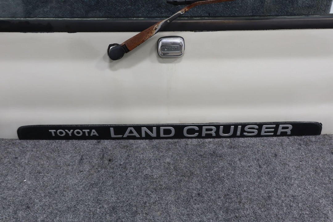 1991-1997 Toyota Land Cruiser Rear Upper Tailgate W/ Glass (Gray-Spray Paint)