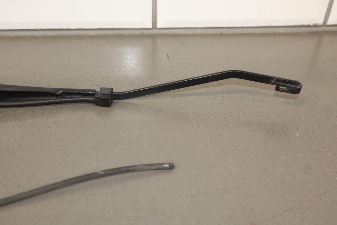 03-06 Chevy SSR Pair of LH & RH Wiper Arms