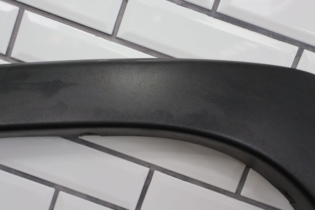 99-06 Sierra Silverado 2500HD Front Right Fender Flare Moulding (Textured Black)