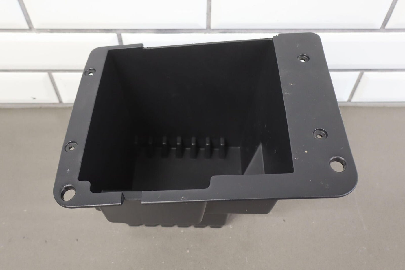 03-07 Hummer H2 Center Floor Console Cubby Insert (Black) OEM