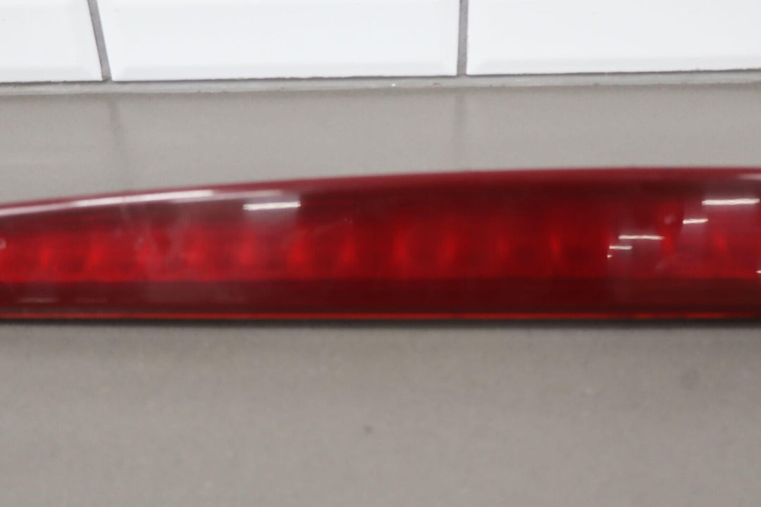 02-06 Cadillac Escalade LED 3rd Brake Light *Repaired Tab*