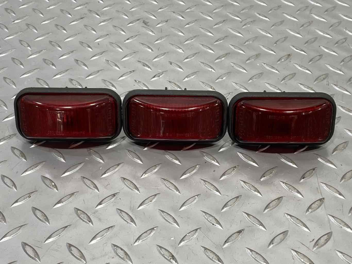 03-07 Hummer H2 Rear Marker Clearance Lights Set of 3 (Red) See Notes