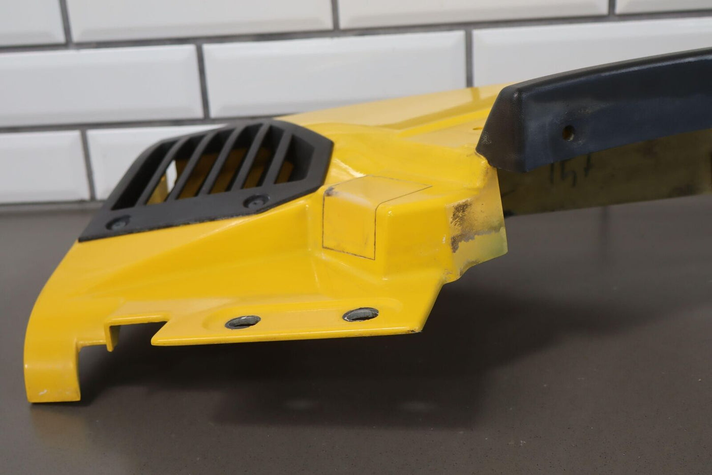 2003-2009 Hummer H2 Left OEM Fender Yellow (43U) *Appears Repainted*