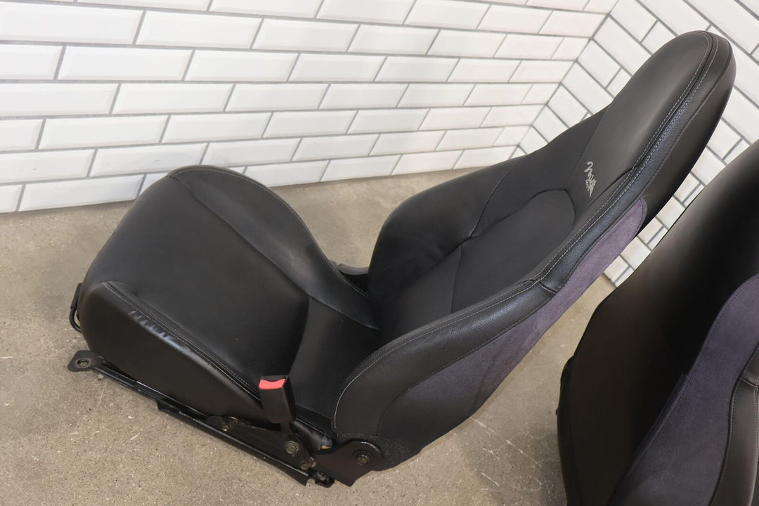 2002 Mazda Miata Pair LH&RH Leather Special Edition Seats (Black) Worn