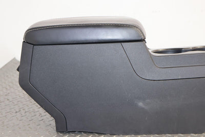 09-10 Dodge Challenger Center Floor Console (Auto Trans) W/Lid (Dark Slate)Notes