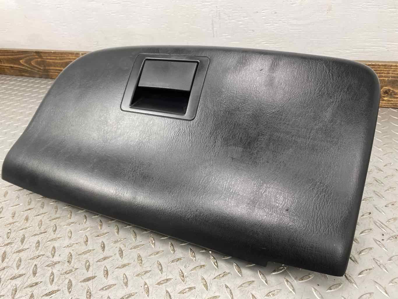 97-04 Ford F150 Interior Glove Box Compartment Door (Ebony 000ZH) See Notes