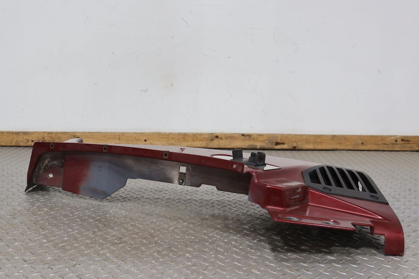 03-09 Hummer H2 OEM Front Right RH Passenger Fender (Red Metallic 72U) See Notes