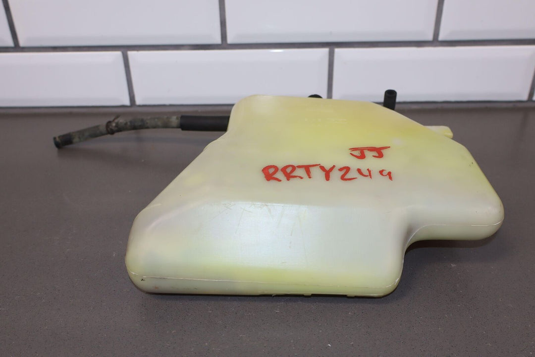 93-97 Toyota Land Cruiser 96-97 LX450 Coolant Recovery Bottle Reservoir W/Cap