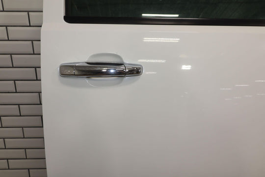 2011-2013 Chevy Silverado Crew Cab Right Front Door (Summit White 50U)