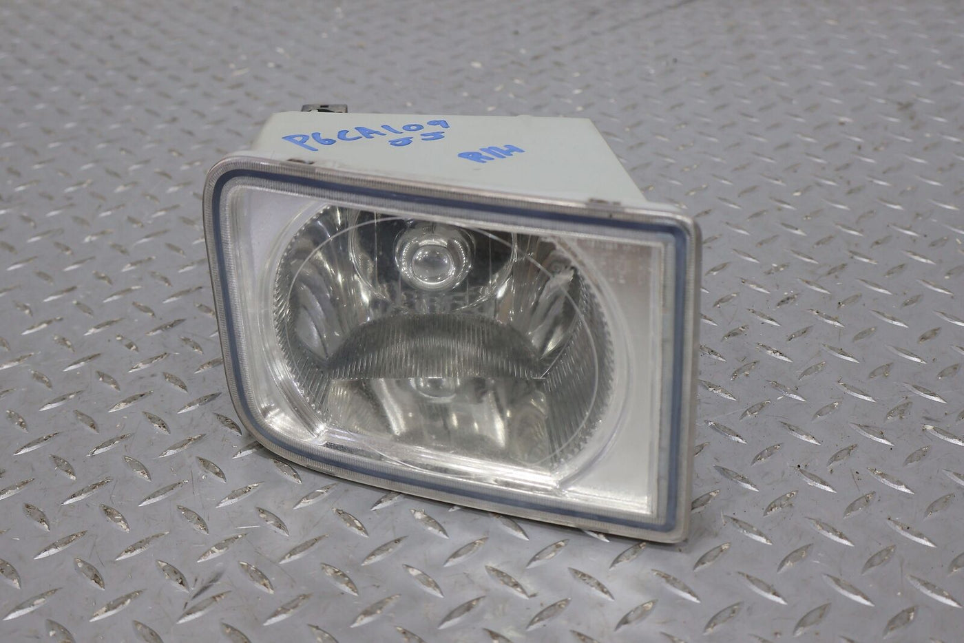 04-08 Cadillac XLR Passenger Right RH Front Fog Light Lamp (Tested)