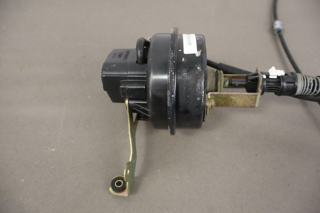 99-05 Mazda Miata NB Cruise Control Servo W/Vacuum Lines