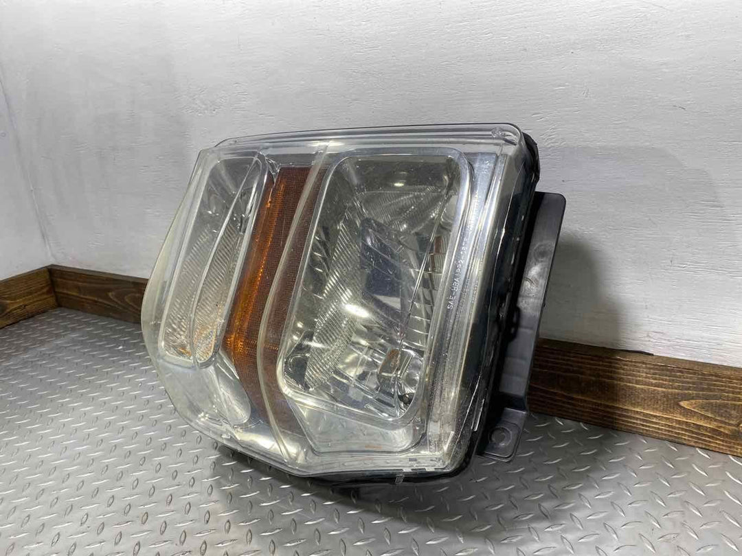 08-10 Ford F250SD Right RH Passenger Sealed Beam Factory Headlight (Halogen)