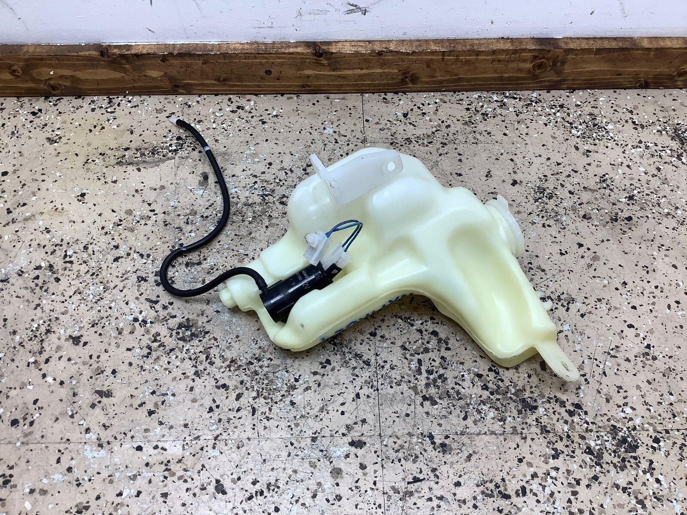 99-00 Mazda Miata Windshield Washer Bottle Reservoir (33K Low Miles)