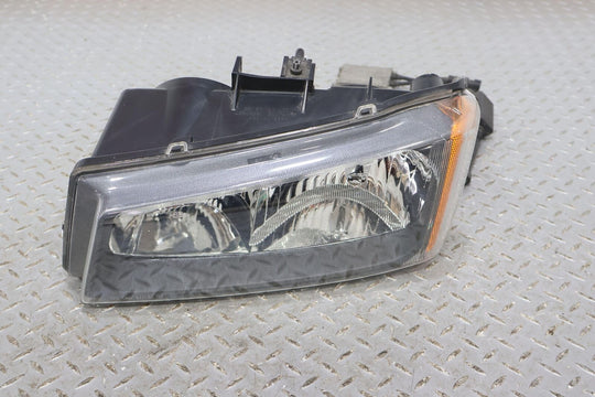 03-06 Chevy Avalanche Classic Pair LH&RH Headlights W/ HID Low Beam Bulbs