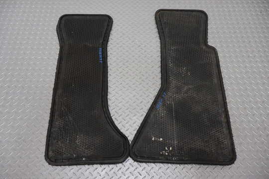 92-93 Chevy Corvette C4 Pair LH & RH Carpeted Cloth Floor Mats (Black 19i)