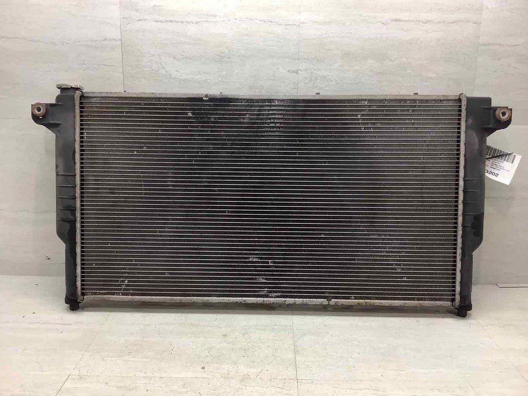 94-02 Dodge Ram 2500 5.9L Automatic Radiator