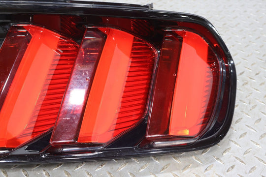 15-18 Ford Mustang Right RH Passenger OEM LED Tail Light Lamp (Tested)