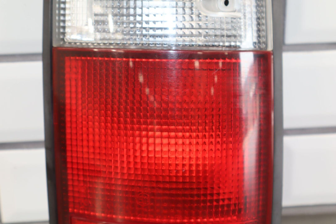 91-98 Toyota Land Cruiser Base 96-98 LX450 RH Right Passenger Rear Tail Light