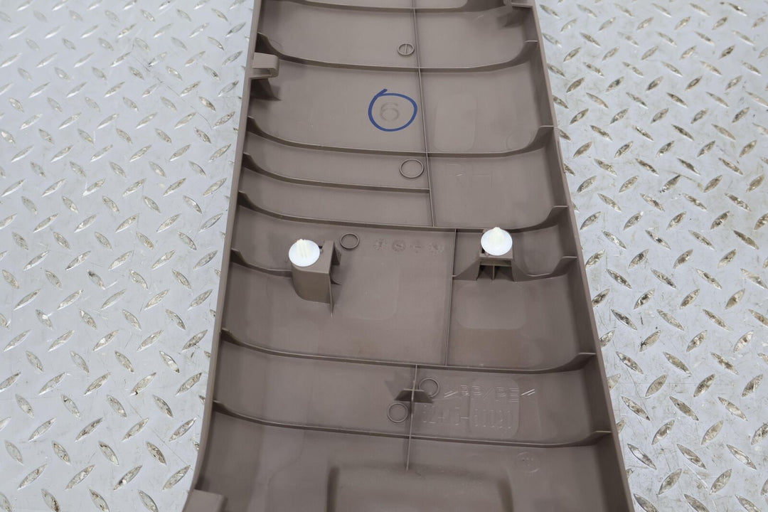 10-13 Lexus GX460 Right Lower Interior B Pillar Trim Panel (Ecru 00) See Notes