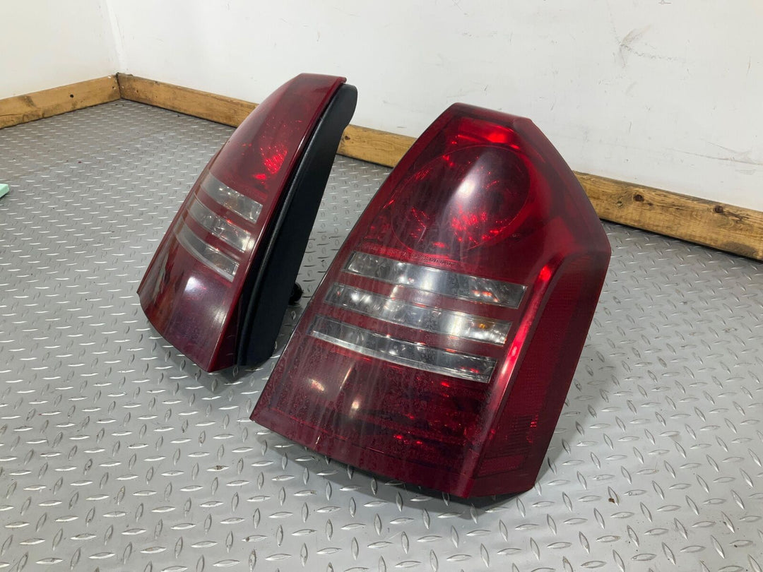 05-07 Chrysler 300 SRT80 Pair Left & Right Rear Tali Lights DEPO (Tested)