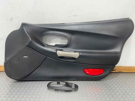 97-04 Chevy C5 Corvette Passenger Right Door Trim Panel (Black 19i) See Notes