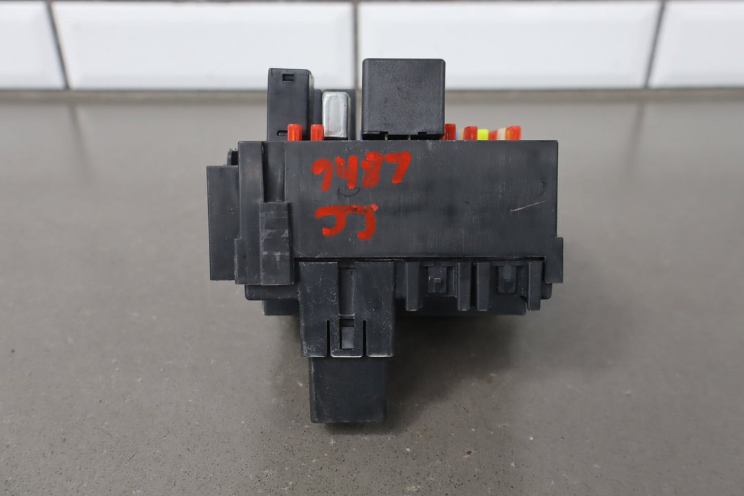 47284042