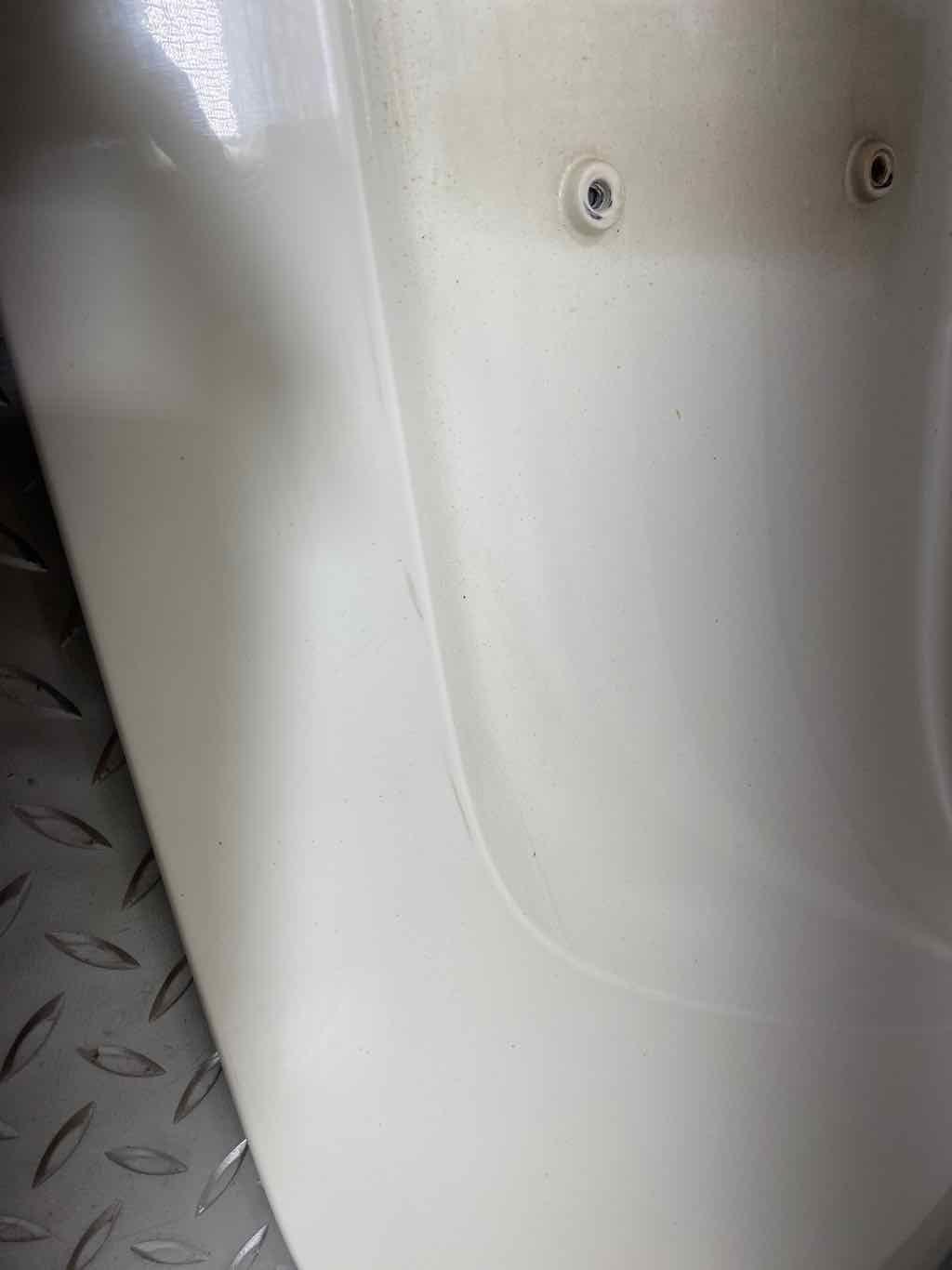 03-09 Mercedes E350 W211 Rear Tail Finish Pael (Calcite White 650U) See Notes