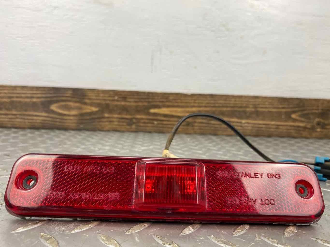 03-09 Hummer H2 Right RH Rear Red LED Side Marker Light/Lamp OEM TESTED