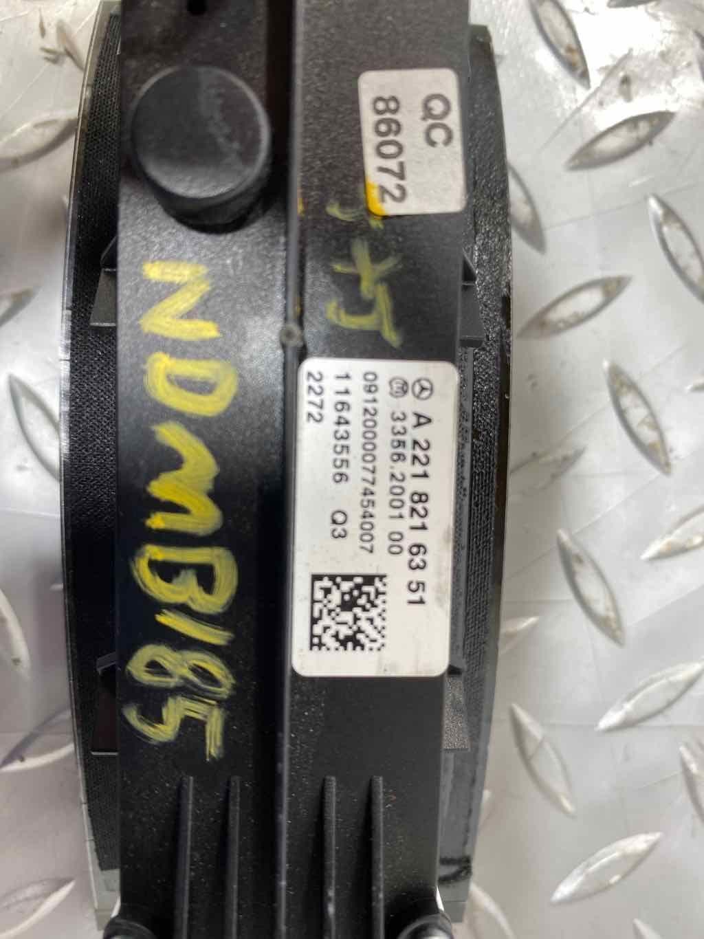 07-14 Mercedes CL63 C216 CL550 CL600 Suspension ESP Control Switch (A2218216351)