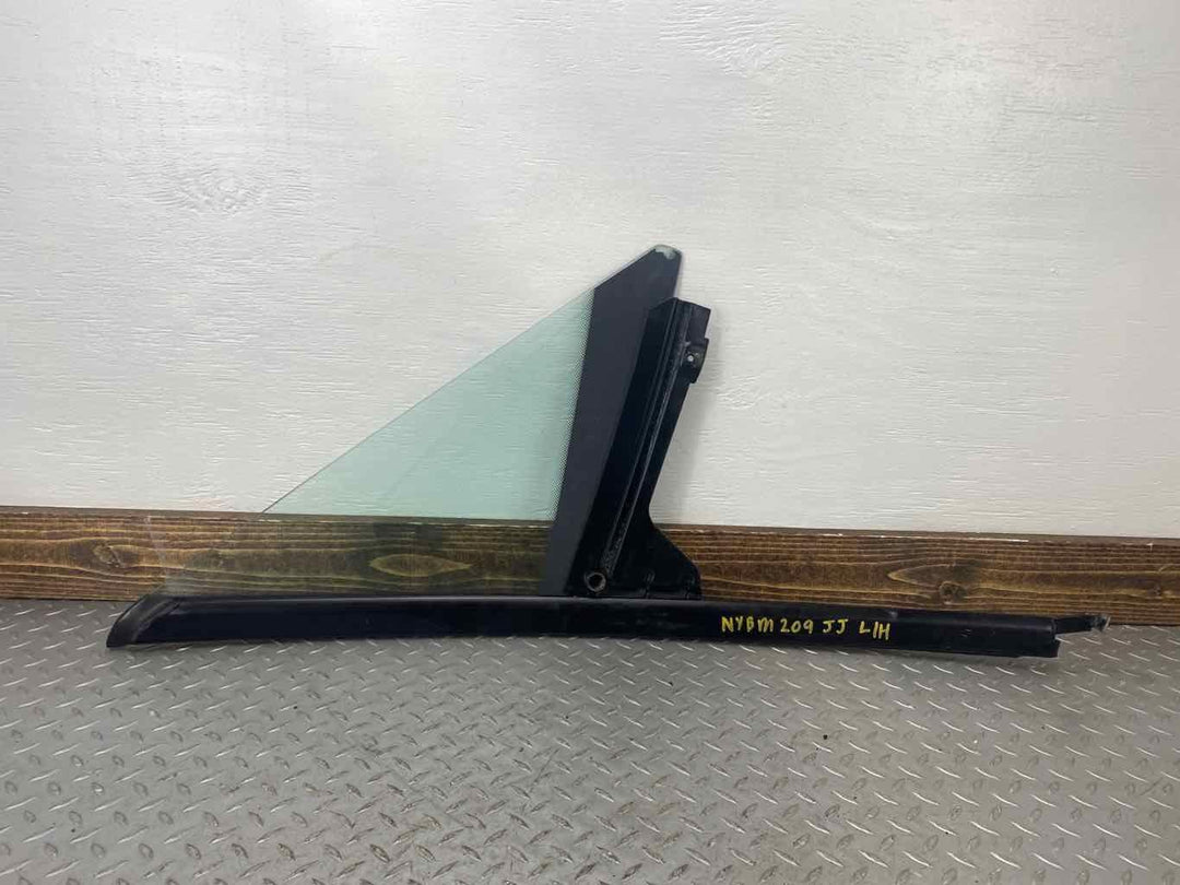 96-02 BMW Z3 Roadster Left LH Rear Vent Glass (W/O Chrome Trim) Glass Only