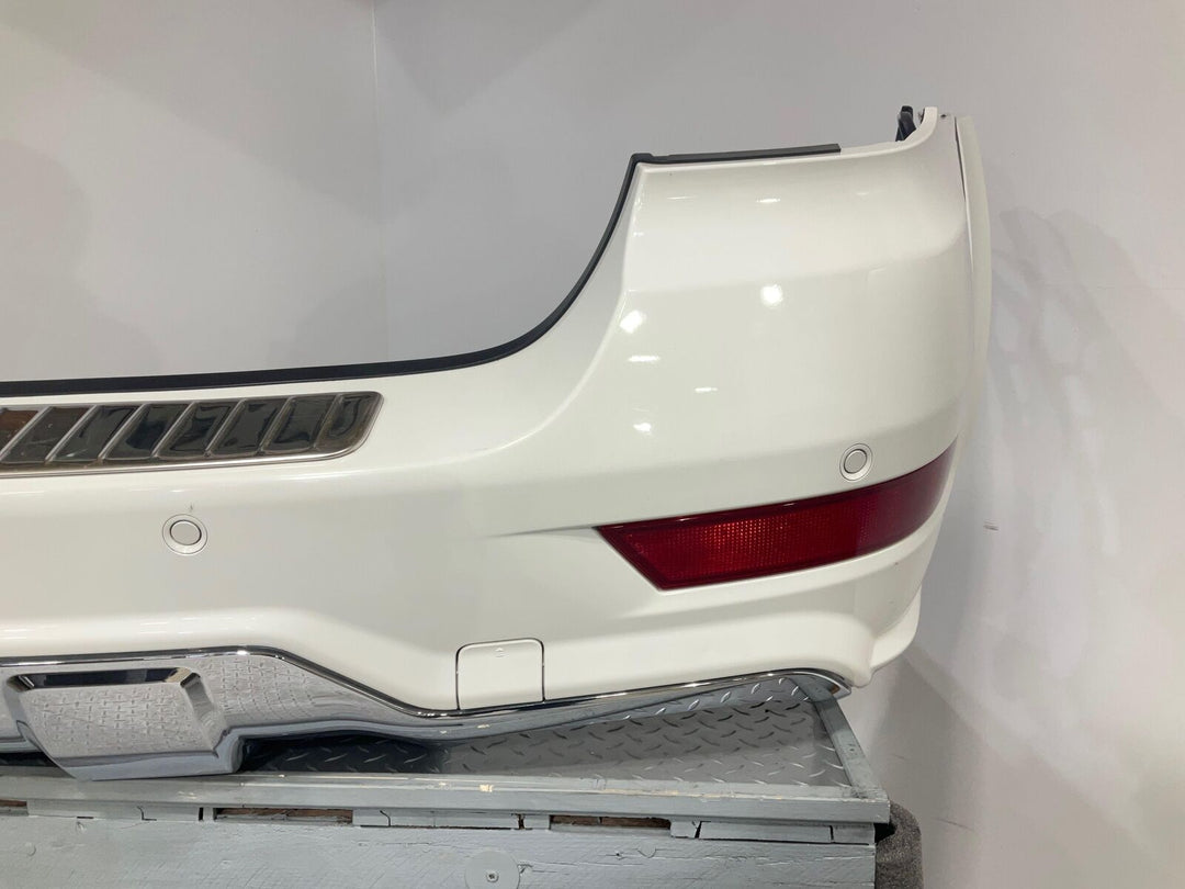 06-11 Mercedes ML63 W164 Rear Bumper Cover W/Markers/Sensors (Arctic White C650)