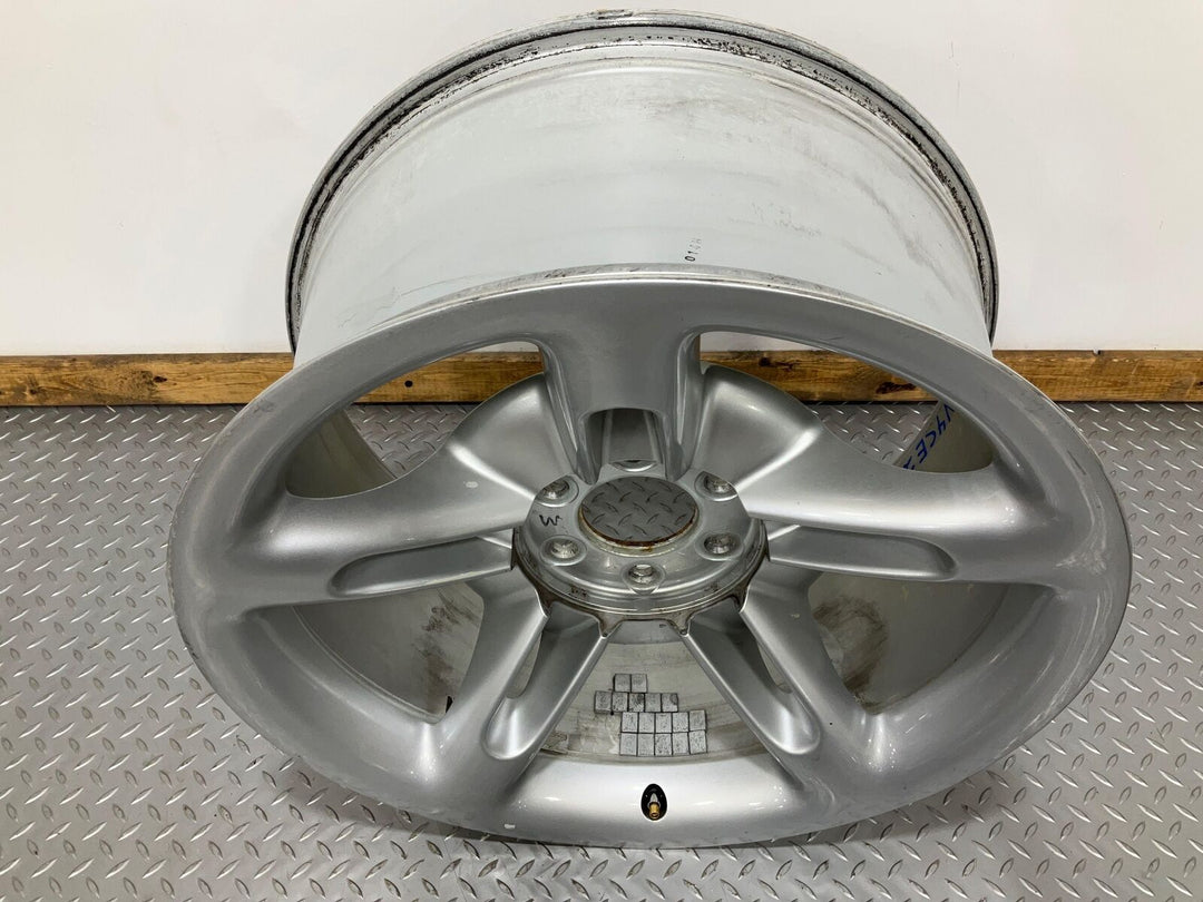 03-04 Chevy SSR Single (1) Rear 20x10 Sterling Silver (Opt 73P) Wheel No CntrCap