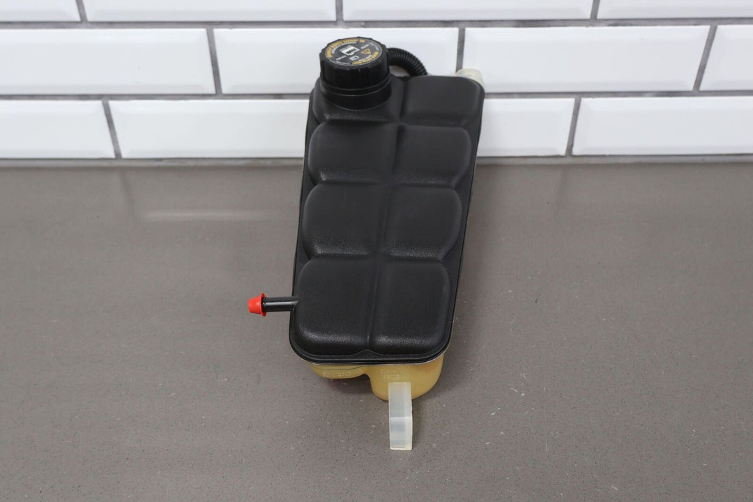 05-13 Chevy C6 Corvette Engine Coolant Recovery Bottle Reservoir W/ Cap