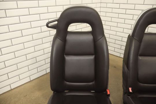 03-06 Chevy SSR Pair of LH & RH Leather Seats Ebony (192) *1 Burn Mark*