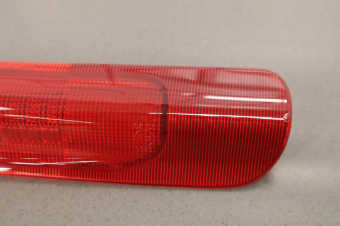 98-07 Lexus LX470 / Land Cruiser OEM 3rd Brake Light LED