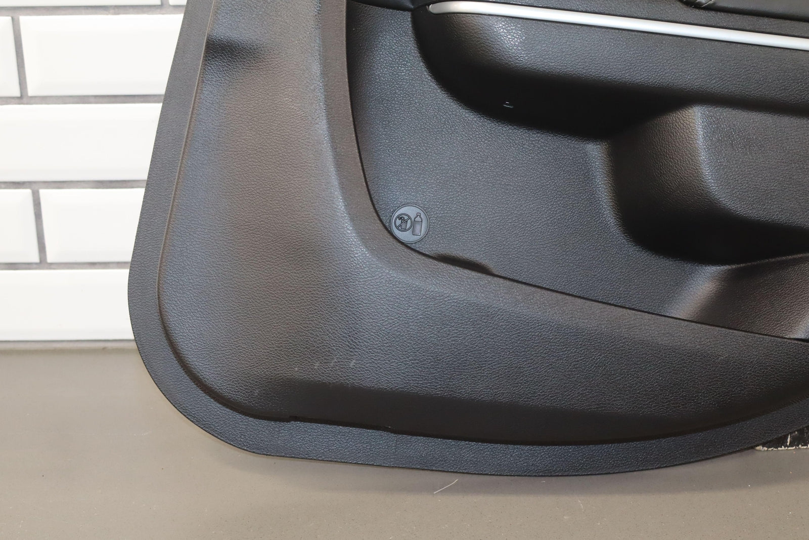 19-23 Dodge Charger Scat Pack 392 Right Rear Black Leather Door