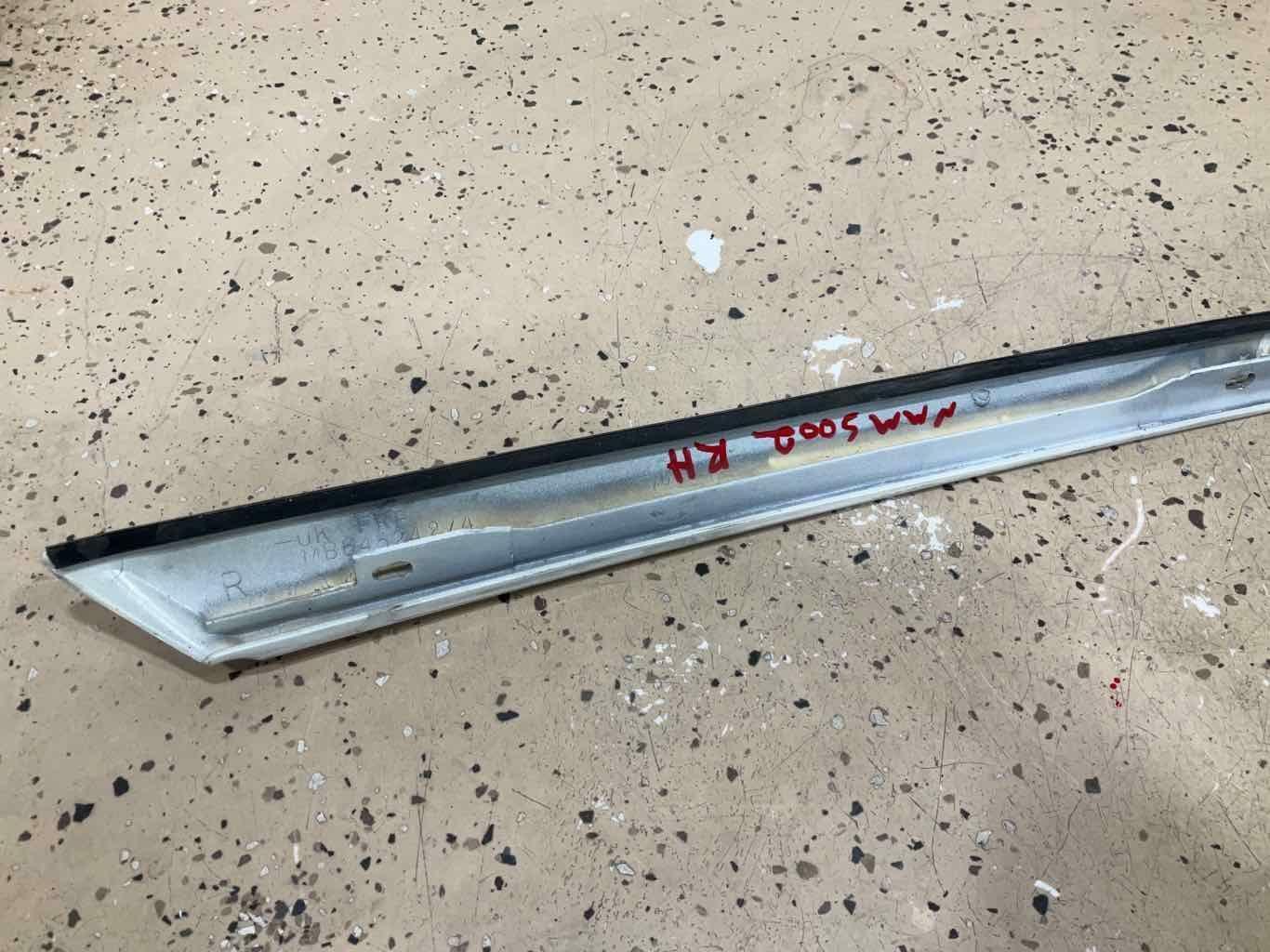 91-99 Mitsubishi 3000GT Right Exterior A Pillar Trim (Galaxy White Pearl W75)