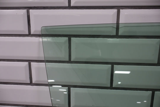 47353105