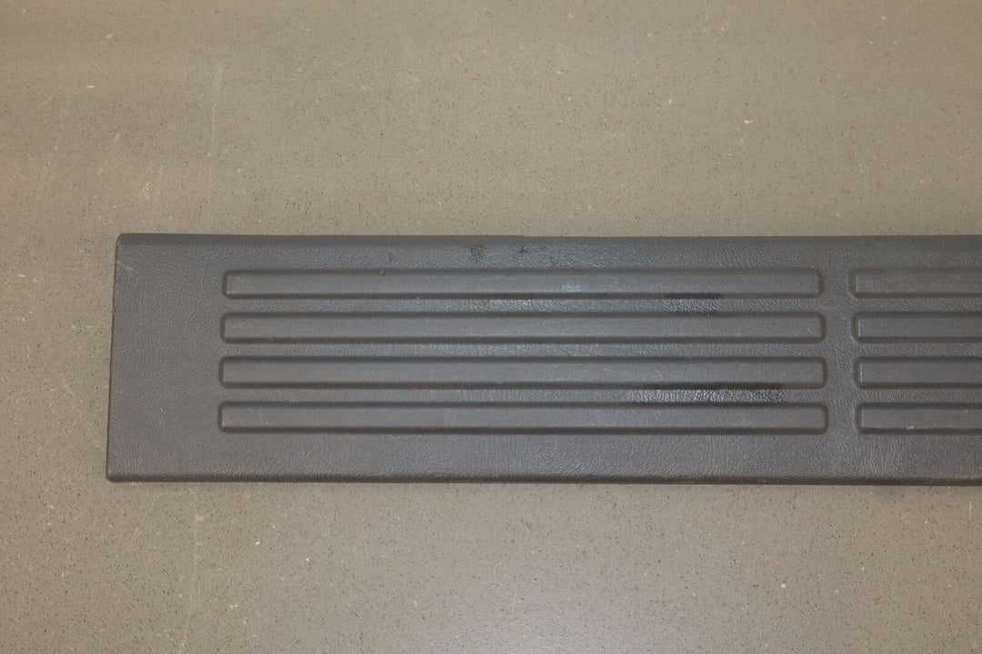 2001-2007 Chevy/GMC Silverado Sierra Crew Cab Door Sill Plates (4) Graphite