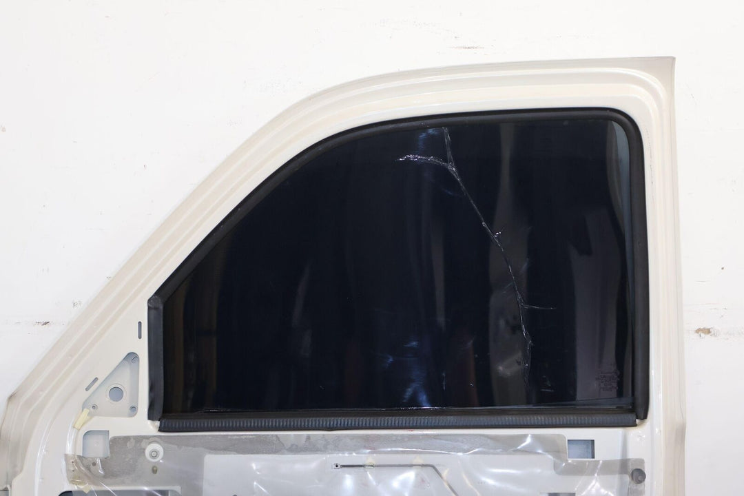 02-06 Cadillac Escalade EXT Front Right RH Door W/ Glass (White Diamond 98U)