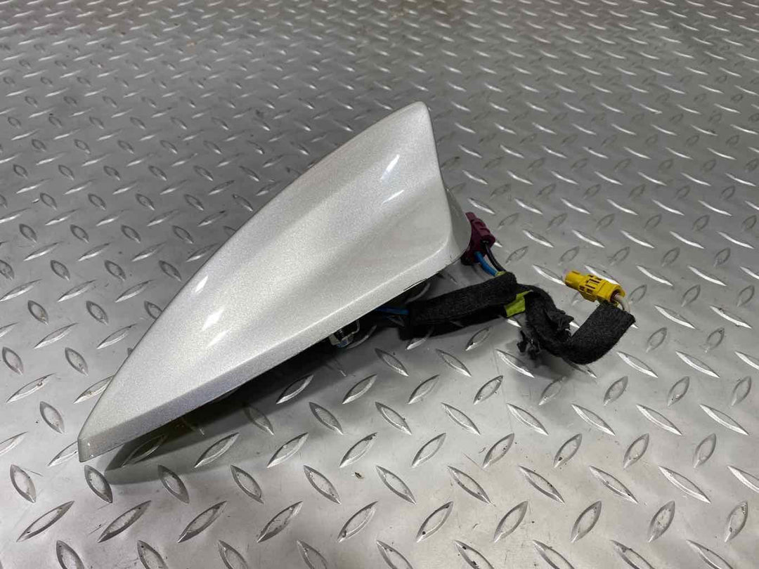 16-20 Chevy Camaro OEM Shark Fin Radio Antenna(Silver Ice Metallic GAN) 23269285