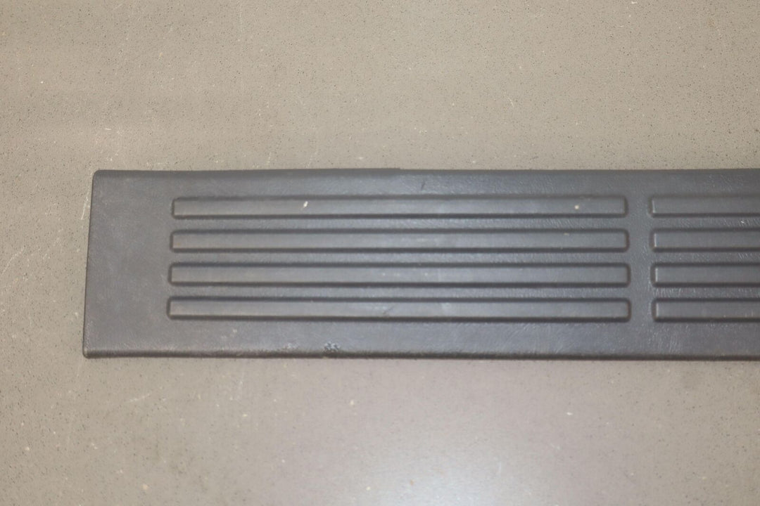 2001-2007 Chevy/GMC Silverado Sierra Crew Cab Door Sill Plates (4) Graphite