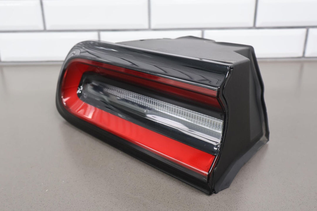 15-22 Dodge Challenger Left LH Quarter Panel Mounted LED Tail Light (Tested)