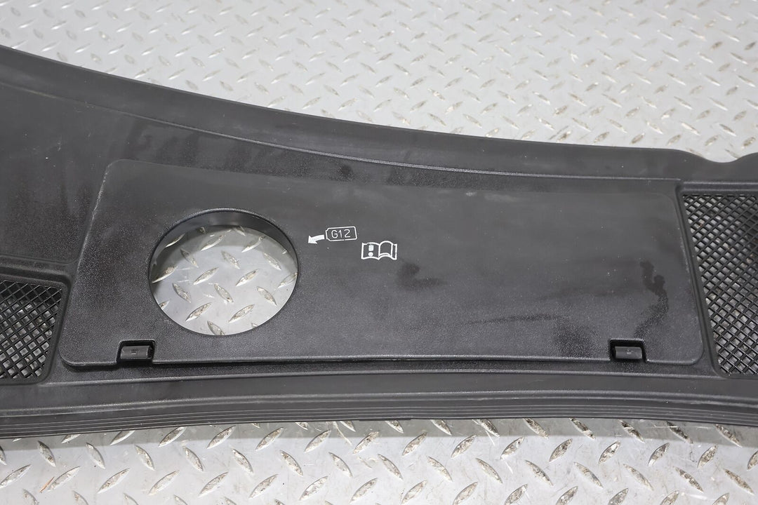 03-04 Audi RS6 Front Center Cowl Vent Panel (Textured Black) See Notes