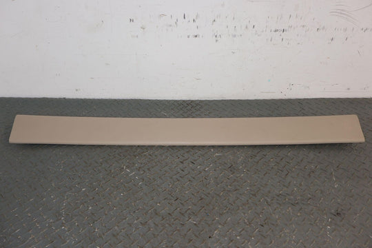 03-06 Cadillac Escalade ESV Tailgate Interior Sill Entry Plate (Shale 15i)